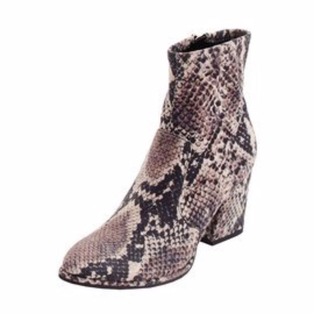 MARC FISHER Women's Leave Stretch Bootie - Picture 2 of 2